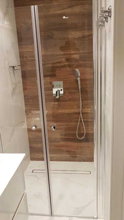 Exclusive Guest Room Bene Beraq Екстер'єр фото