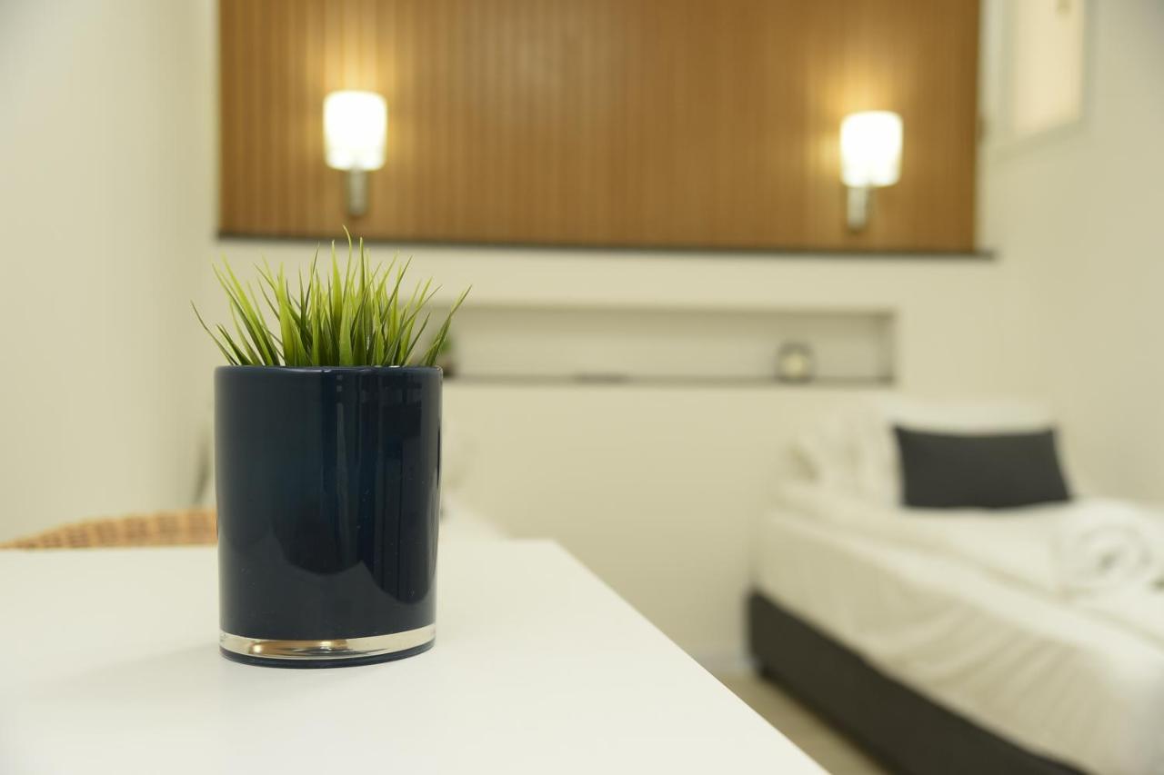 Exclusive Guest Room Bene Beraq Екстер'єр фото