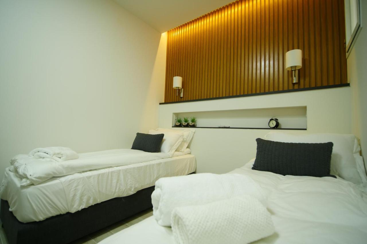 Exclusive Guest Room Bene Beraq Екстер'єр фото