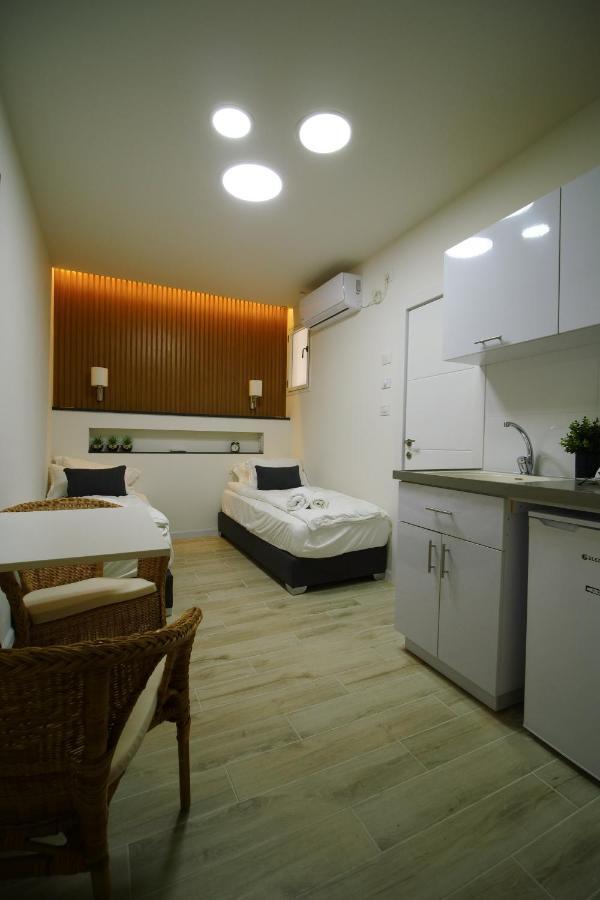 Exclusive Guest Room Bene Beraq Екстер'єр фото
